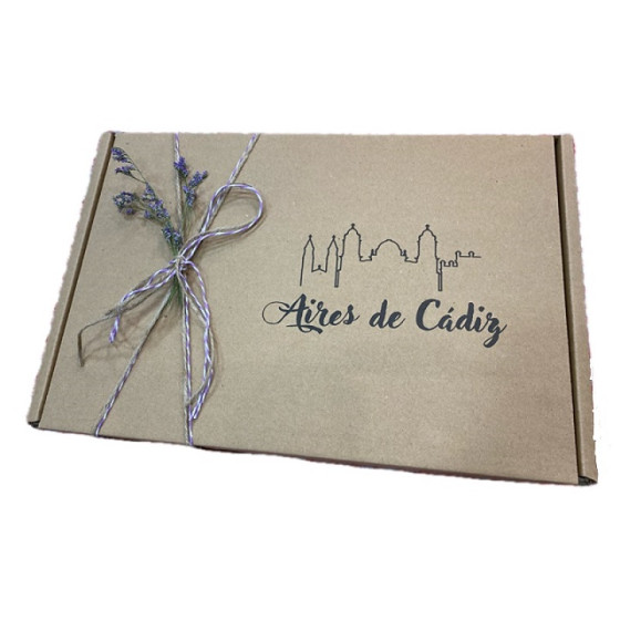 CAJA DE REGALO AIRES DE CÁDIZ 32X20X8 CM – PRESENTACIÓN EXCLUSIVA PARA PRODUCTOS GOURMET