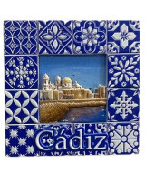 IMÁN DE NEVERA CATEDRAL DE CÁDIZ – AZULEJO DECORATIVO CON FOTO DEL MAR